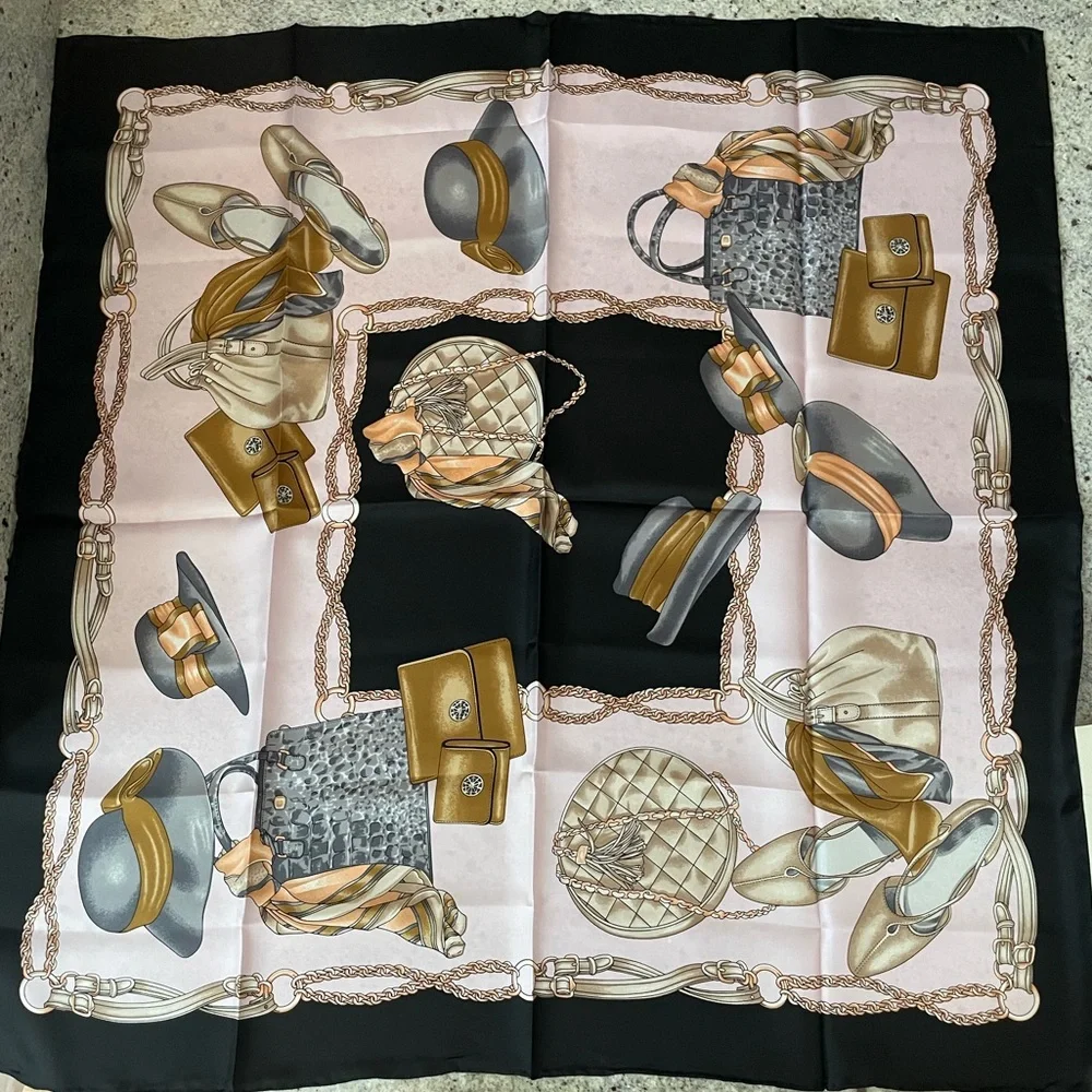 Elegant Italian Fashion Print Silk Scarf - Picture 5 of 6